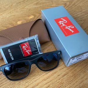 Ray-Ban New Wayfarers - Polarized - Matte Black